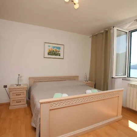 In 34279 Apartment
